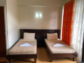 3 Pax Charming Foggy Cold Breeze, Cozy Gardenville Hotel - Image 3