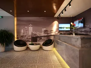 Super 8 Hotel Premier (Beijing Workers' Stadium Sanlitun Chunxiu Road) - Image 4