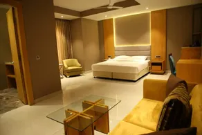 Hotel Rajmahal - Image 2