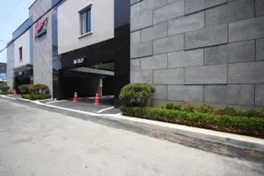 Gunsan Healing Drive-in Motel - Image 2