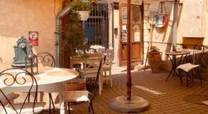 Tar Pizza La Casa - Image 5
