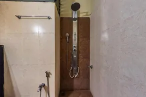 Hotel Pleasant Stay - Image 3