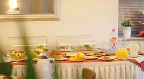 Hotel Refrather Hof - Image 3