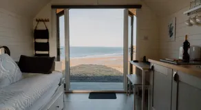 Strathy Bay Pods - Image 2