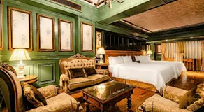 Shangrila Boutique Hotel - Image 2