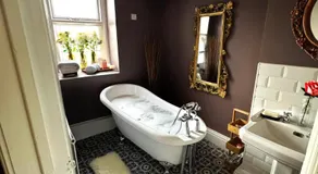 The Kings Arms Hotel, Ulverston - Image 2