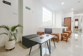 RedDoorz at Tebee Homestay near Tugu Kartasura - Image 2