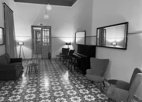 Tinion Urban Hotel - Image 5