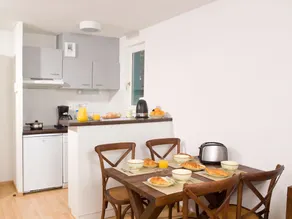 Cozy apartment with dishwasher, near the port of Le Teich - Image 4