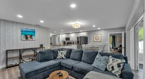 Large Family Home, Legoland, Pet Friendly, 7 Beds - Image 2