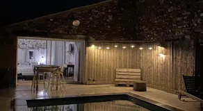 Chambre studio au Bord de la Piscine chauffée et privée pour vous le soir ! - Image 2