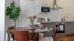 Le Seventy's, T3 vintage avec jardin - Image 3