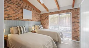 Sundowner Deck House - Pet Friendly - Image 2