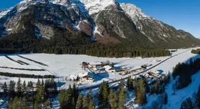 Agradable apartamento vacacional apto para niños con jardín y terraza | Vistas a la montaña - Image 5