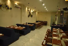 HOTEL VR INN - Image 4