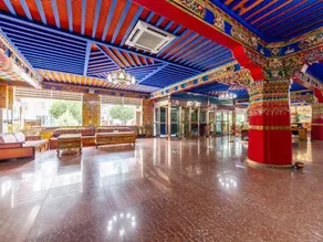 Gesar Hotel - Image 2