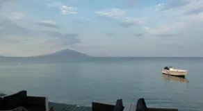 Paris Beach Hotel - Image 4