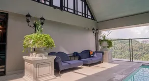 Paxtonz Urban Luxe Walk to Mall! Free WiFi & Pool - Image 3