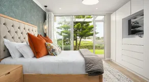 Dolphin Beach E30 - Image 2