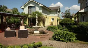 Vila Florena Garden - Image 3