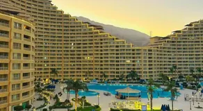 Porto sokhna pyramids family sea view - Image 2