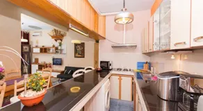 Voll ausgestattetes wunderschönes Apartment mit Garten, Pool und Terrasse | Wasserblick | Strand in der Nähe - Image 5