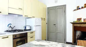 The Little Garden House - Image 5