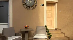 CORNER HOUSE - Image 4