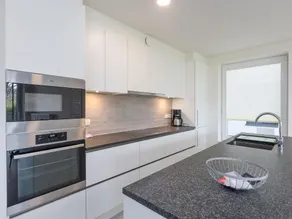 Corner apartment in the center with 3 bedrooms - Image 5
