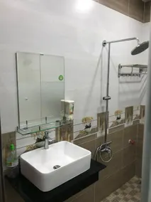 Thanh Van Hotel - Image 5