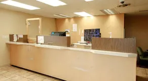 Town and Country INN - Image 4