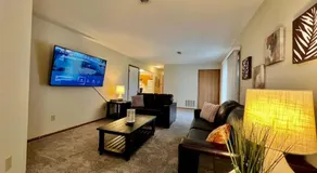 Cozy 2 Bedroom Paired Home in Middletown, OH - Image 2