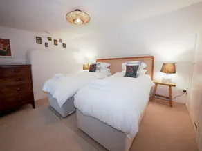Cottage in St Mawgan near Mawgan Porth Beach - Image 2