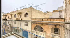 Stylish Studio with easy access to Valletta & Sliema - Image 4
