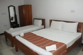 Rose Lagoon Hotel - Image 2