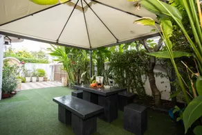 Low-Rise House for Groups Near BTS & EmDistrict For Spacious Cozy Stay - Image 4