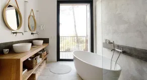 Contemporary Villa - Image 2