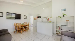 Surfside Ocean Beach Denmark Holiday Accommodation - Image 5
