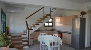 Rena's House - Image 3