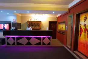 Carliza Hotel - Guest Room - Image 3