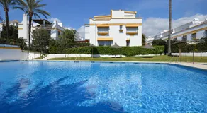 Casa Bambu - Incredible Beachside Townhouse by Finest Rentals - Image 4