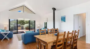 Beachfront Prevelly Exclusive Holiday Home - Image 3