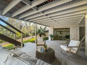 Serene Luxury Retreat on Malua Bay - Image 5
