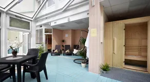 Panorama Hotel Noszvaj - Image 4