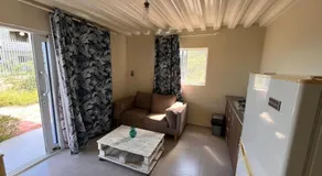 Seabreeze Apartment - Image 1