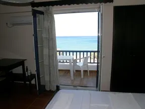 Bay Watch - Image 2