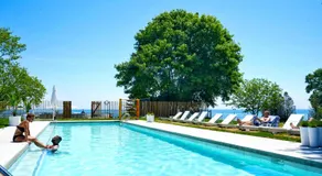 The Lakeside Prince Edward County - Image 3