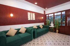Hotel Zen Garden - Image 4
