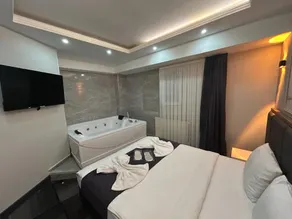 Lizbonia Otel - Image 5