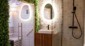 La Penida Suite avec Sauna & Baignoire Hyper Centre Lille - Image 2